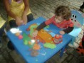 /album/galeria%20de%20fotos%3a%20recrea%c3%a7%c3%a3o/oficina-de-massinha-jpg/